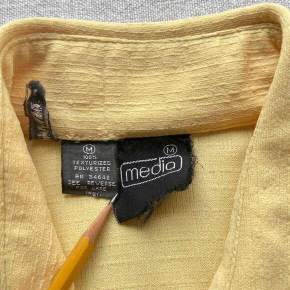 Vintage 70s Men's Media Yellow 2 Piece Texturized Polyester Leisure Suit Medium - Picture 7 of 7